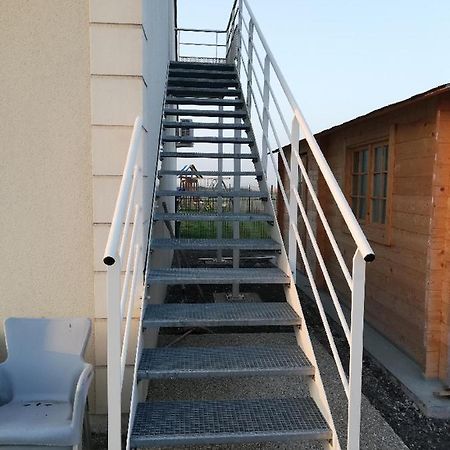 Les Fermiers Bed & Breakfast Giremoutiers Exterior foto