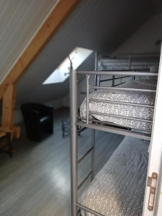 Les Fermiers Bed & Breakfast Giremoutiers Exterior foto